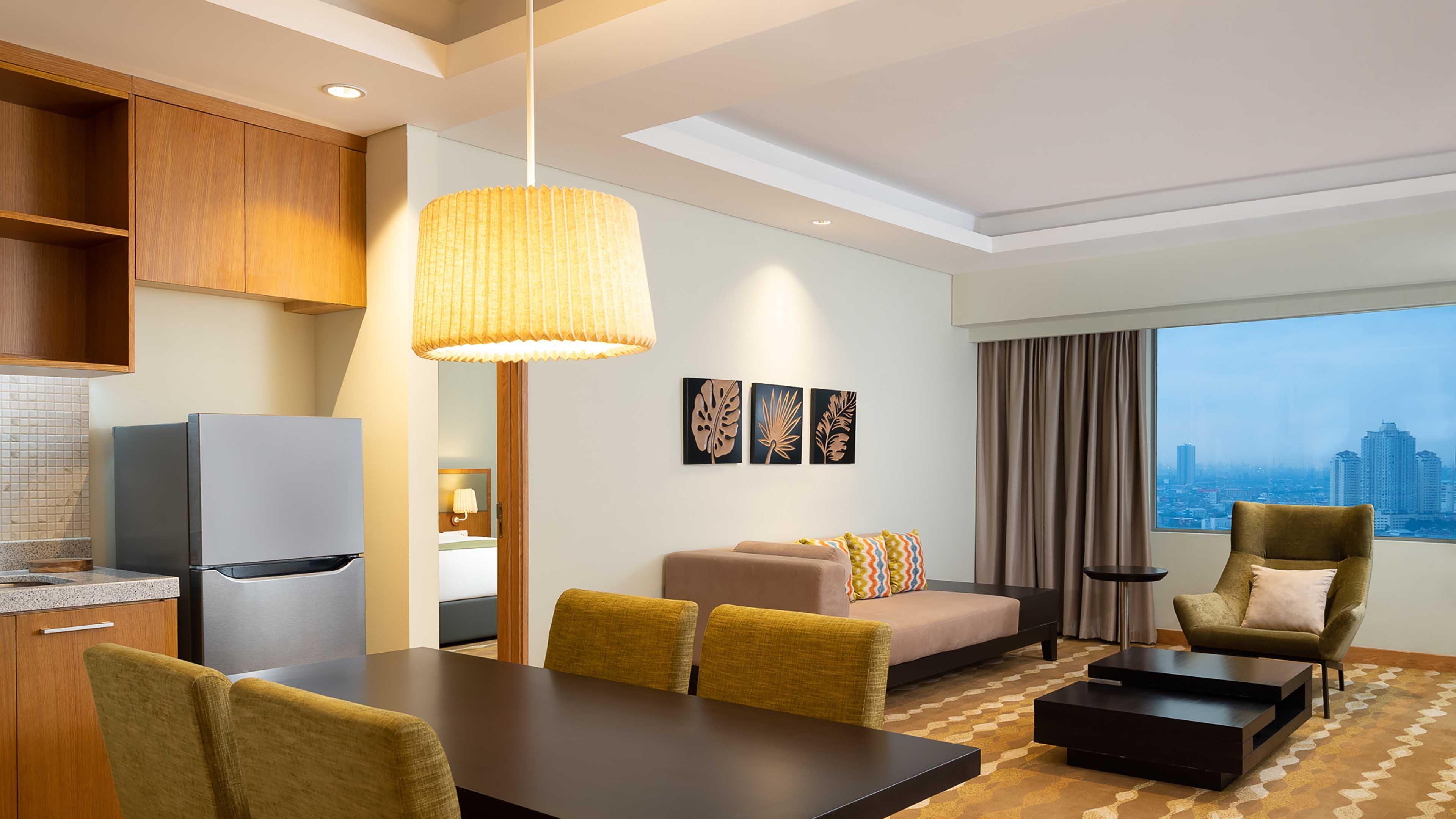 Hotel & Gajah Mada By Ihg 4*