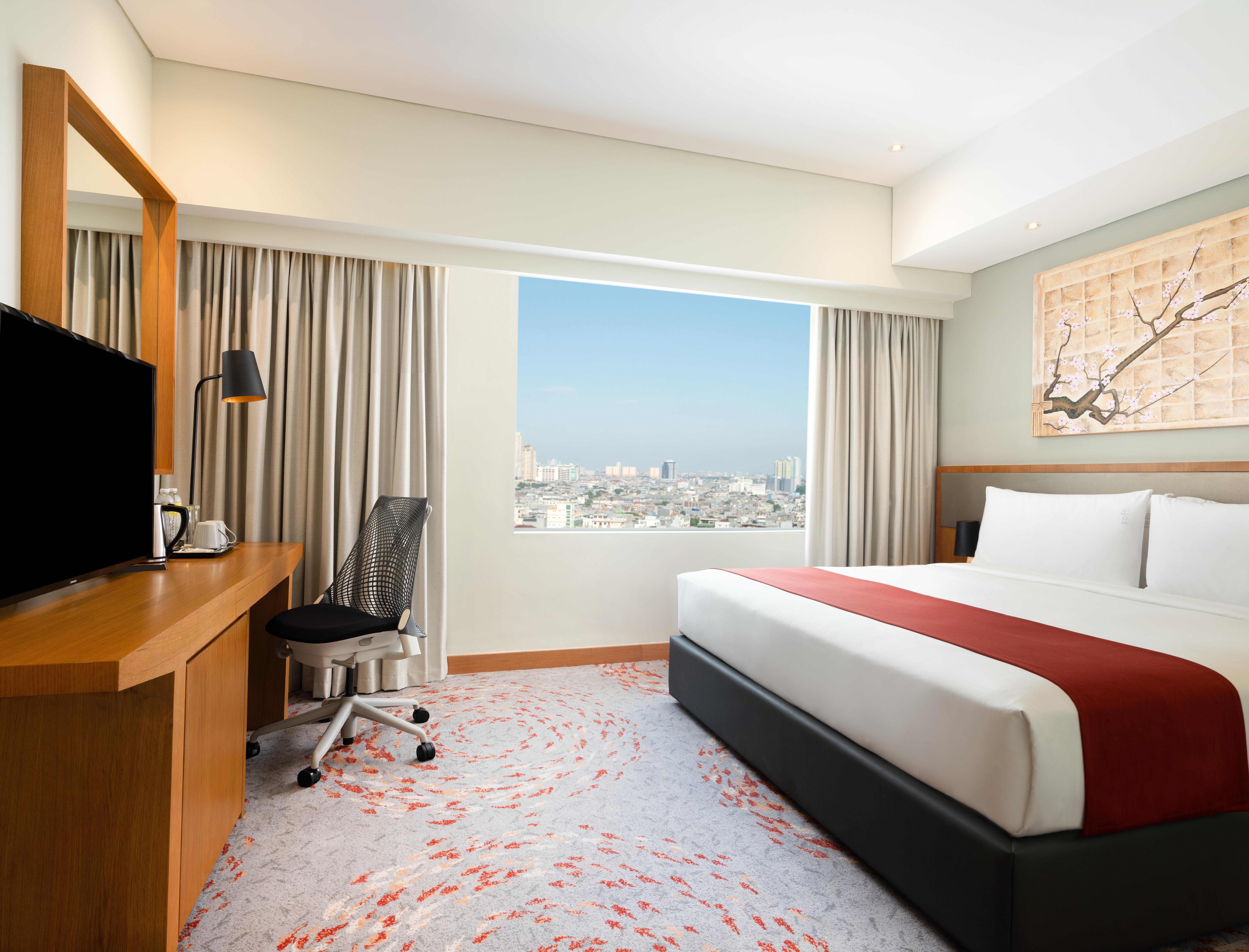 Hotel & Gajah Mada By Ihg 4*